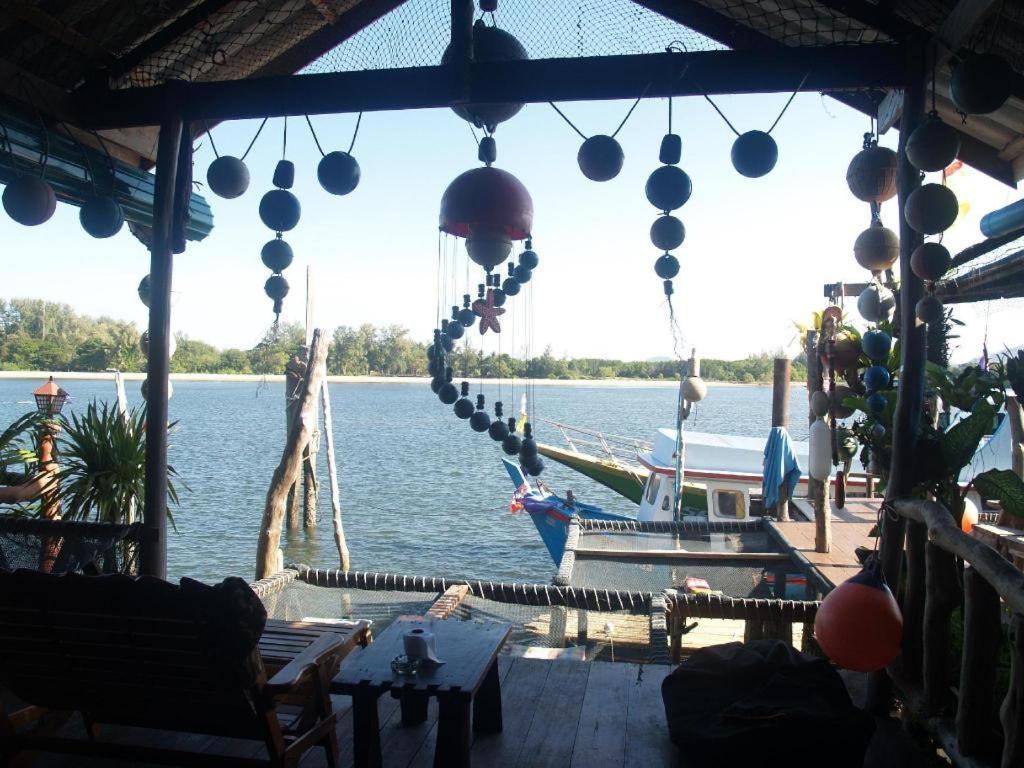 บ้านนกยูง เกาะลันตา ภายนอก รูปภาพ