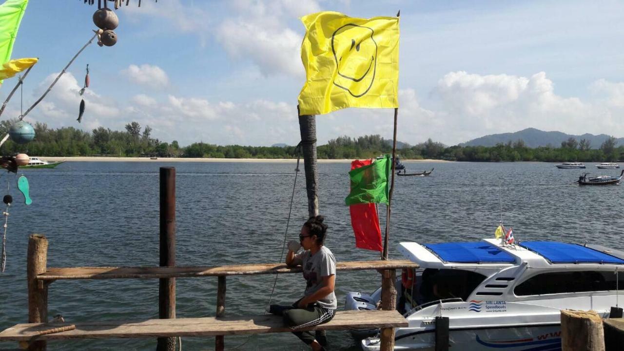 บ้านนกยูง เกาะลันตา ภายนอก รูปภาพ